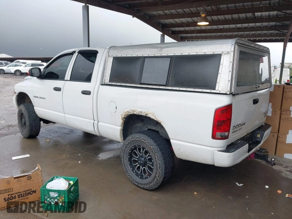 2003 Dodge 2500 ST with VIN 3D3KU28D03G823115, listed as a IAAI auction lot 41955872 with Not Provided miles. Bid and sale history available at carsss.com. Image 3.