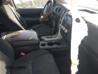 2008 Toyota Tundra 4WD Truck with VIN 5TFBT54178X012066, listed as a IAAI auction lot 41900677 with 249,817 mi miles. Bid and sale history available at carsss.com. Image 5.