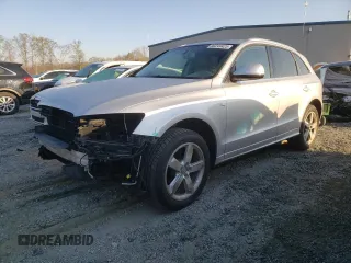 2012 Audi Q5 Prestige с VIN WA1WKAFP4CA119872, выставлен на аукционе Copart как лот 50249425 с пробегом 130 400 миль миль и Списание • Salvage title. История ставок и продаж доступна на DreamBid. Изображение 1.