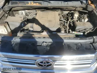 2017 Toyota Tundra 4WD SR5 with VIN 5TFDW5F10HX614062, listed as a Copart auction lot 43405805 with 239,049 mi miles and Salvage Title. Bid and sale history available at carsss.com. Image 11.