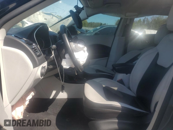 2019 Jeep Compass Limited с VIN 3C4NJDCB5KT693452, выставлен на аукционе Copart как лот 54512635 с пробегом 95 973 миль миль и Списание • Salvage title. История ставок и продаж доступна на DreamBid. Изображение 7.