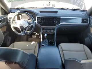 2023 Volkswagen Atlas SE z VIN 1V2JE2CA7PC201035, wystawiony jako Copart lot #46666655 z przebiegiem 28 193 mil mil oraz Szkoda całkowita • Salvage title. Historia ofert i sprzedaży dostępna na DreamBid. Obrazek 8.