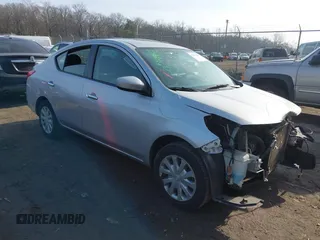 2019 Nissan Versa SV z VIN 3N1CN7AP8KL865262, wystawiony jako IAAI lot #41175137 z przebiegiem 86 965 mil mil oraz . Historia ofert i sprzedaży dostępna na DreamBid. Obrazek 1.