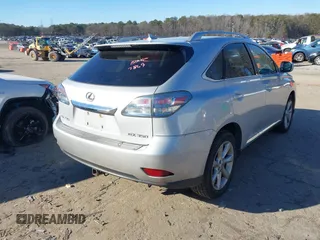 2010 Lexus RX 350 z VIN 2T2ZK1BA5AC024424, wystawiony jako IAAI lot #41348334 z przebiegiem 233 275 mil mil oraz . Historia ofert i sprzedaży dostępna na DreamBid. Obrazek 4.