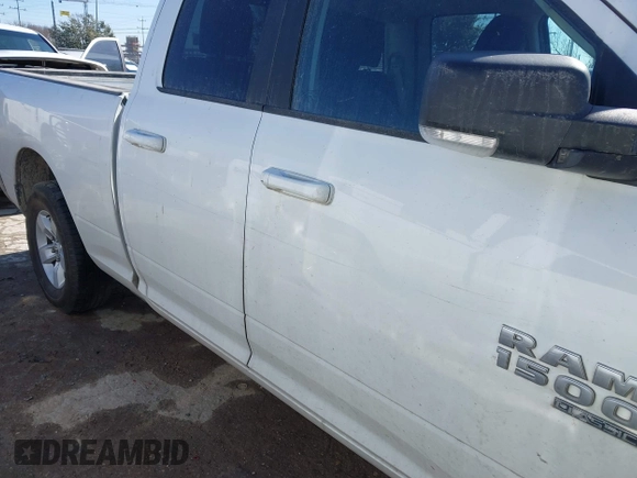 2019 Ram 1500 Classic Warlock with VIN 1C6RR6GT4KS730671, listed as a IAAI auction lot 41646298 with 164,583 mi miles. Bid and sale history available at carsss.com. Image 13.