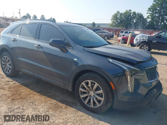 2020 Cadillac XT4 FWD Sport with VIN 1GYFZER40LF048628, listed as a IAAI auction lot 39985771 with 61,030 mi miles. Bid and sale history available at carsss.com. Image 1.