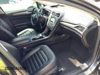2020 Ford Fusion SEL с VIN 3FA6P0CD4LR204444, выставлен на аукционе IAAI как лот 42236299 с пробегом 115 630 миль миль и . История ставок и продаж доступна на DreamBid. Изображение 5.