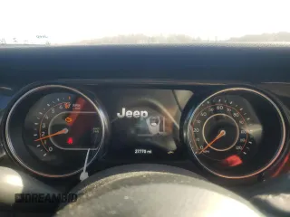 2022 Jeep Gladiator Willys with VIN 1C6HJTAG8NL170875, listed as a Copart auction lot 42949515 with 27,770 mi miles and Salvage title. Bid and sale history available at DreamBid. Image 9.