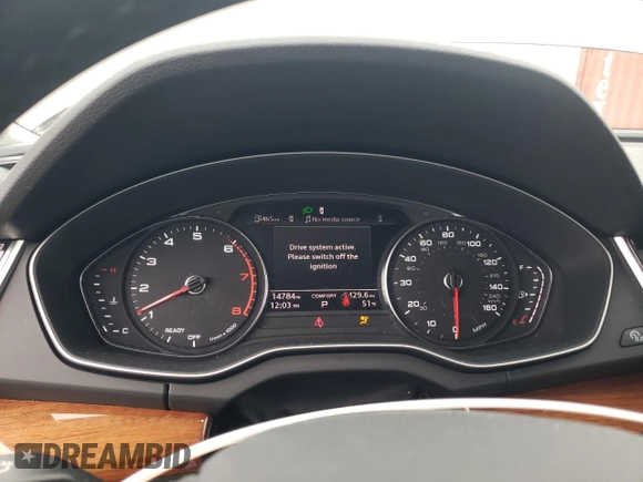 2023 Audi Q5 S line Premium with VIN WA1GAAFY4P2045059, listed as a Copart auction lot 42272075 with 14,784 mi miles and Salvage Title. Bid and sale history available at carsss.com. Image 9.