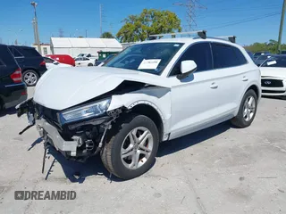 2019 Audi Q5 Premium with VIN WA1ANAFY3K2127433, listed as a IAAI auction lot 41786698 with 49,881 mi miles. Bid and sale history available at carsss.com. Image 18.