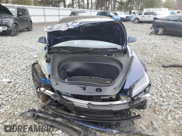 2024 Tesla Model 3 with VIN 5YJ3E1EAXRF829940, listed as a Copart auction lot 47689675 with 7,992 mi miles and Salvage Title. Bid and sale history available at carsss.com. Image 5.