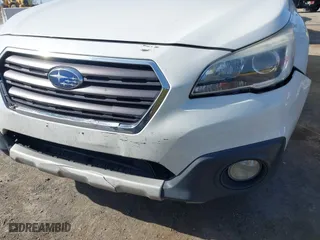 2017 Subaru Outback Touring with VIN 4S4BSETC5H3382683, listed as a IAAI auction lot 41992656 with 226,518 mi miles. Bid and sale history available at carsss.com. Image 6.