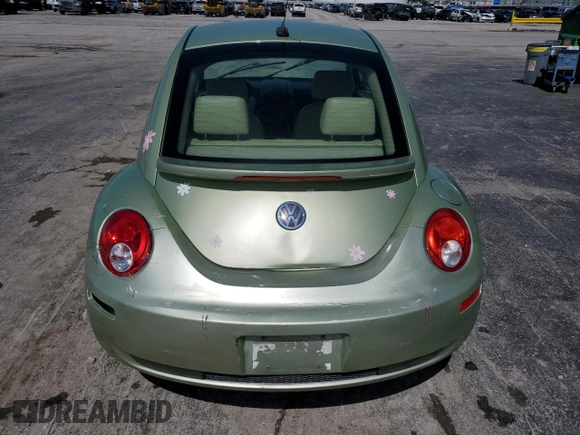 2009 Volkswagen Beetle S with VIN 3VWRW31CX9M510525, listed as a Copart auction lot 60941165 with 132,959 mi miles and Salvage title. Bid and sale history available at DreamBid. Image 6.