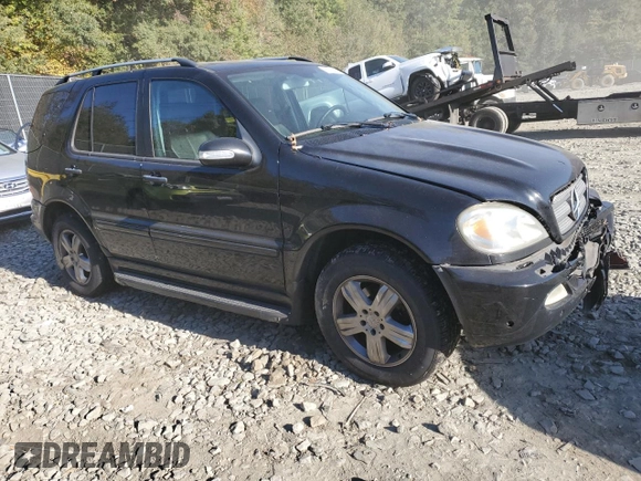 2005 Mercedes-Benz M-Class 3.7L with VIN 4JGAB57EX5A531426, listed as a Copart auction lot 76278424 with 282,470 mi miles and Salvage Title. Bid and sale history available at carsss.com. Image 4.
