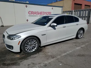 2014 BMW 5 Series 528i xDrive with VIN WBA5A7C56ED613238, listed as a Copart auction lot 47026045 with 90,841 mi miles and Salvage Title. Bid and sale history available at carsss.com. Image 1.