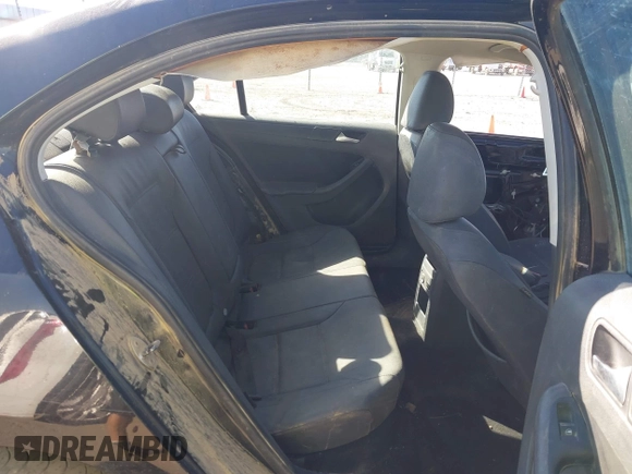2012 Volkswagen Jetta SE with VIN 3VWDX7AJ1CM389176, listed as a IAAI auction lot 40603684 with 114,047 mi miles and . Bid and sale history available at DreamBid. Image 8.