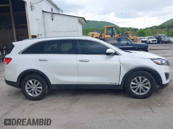 2017 Kia Sorento LX с VIN 5XYPGDA58HG335914, выставлен на аукционе IAAI как лот 42230037 с пробегом 98 202 миль миль и . История ставок и продаж доступна на DreamBid. Изображение 13.