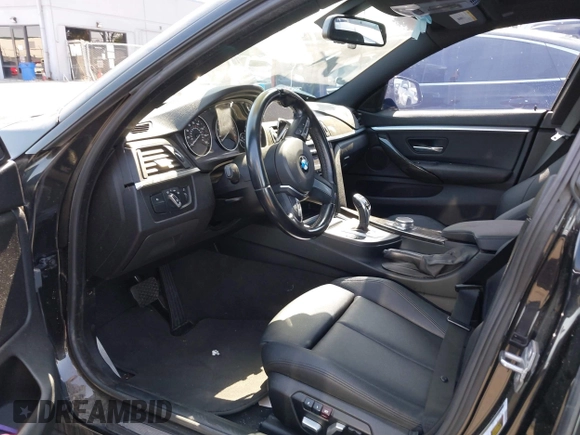 2017 BMW 4 Series 430i z VIN WBA4F7C30HG787546, wystawiony jako IAAI lot #42425058 z przebiegiem 87 507 mil mil oraz . Historia ofert i sprzedaży dostępna na DreamBid. Obrazek 18.