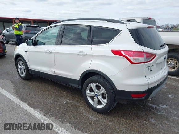 2016 Ford Escape SE with VIN 1FMCU0GX4GUC55365, listed as a IAAI auction lot 41901838 with 72,913 mi miles. Bid and sale history available at carsss.com. Image 3.
