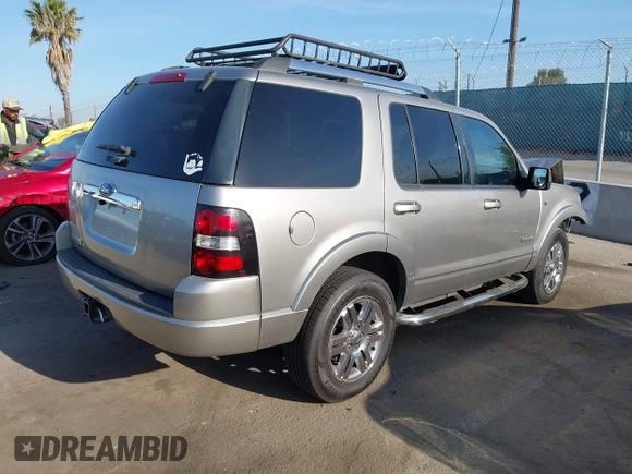 2008 Ford Explorer Limited z VIN 1FMEU65868UA33564, wystawiony jako IAAI lot #42324091 z przebiegiem 175 271 mil mil oraz . Historia ofert i sprzedaży dostępna na DreamBid. Obrazek 4.