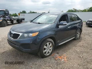 2013 Kia Sorento LX with VIN 5XYKTCA6XDG329602, listed as a Copart auction lot 60485825 with 170,926 mi miles and Clean title. Bid and sale history available at DreamBid. Image 1.