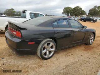 2011 Dodge Charger RT with VIN 2B3CL5CT2BH503407, listed as a Copart auction lot 78262934 with 185,973 mi miles and Salvage Title. Bid and sale history available at carsss.com. Image 3.