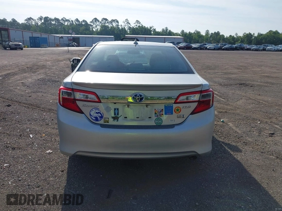 2012 Toyota Camry XLE z VIN 4T1BD1FK4CU017422, wystawiony jako IAAI lot #42366815 z przebiegiem 156 506 mil mil oraz . Historia ofert i sprzedaży dostępna na DreamBid. Obrazek 16.