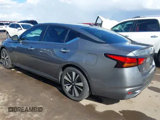 2020 Nissan Altima 2.5 SL with VIN 1N4BL4EV3LC142136, listed as a IAAI auction lot 41591295 with 95,144 mi miles. Bid and sale history available at carsss.com. Image 3.
