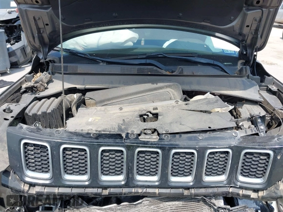 2021 Jeep Compass Latitude with VIN 3C4NJCBBXMT563858, listed as a IAAI auction lot 42327326 with Not provided miles and . Bid and sale history available at DreamBid. Image 10.