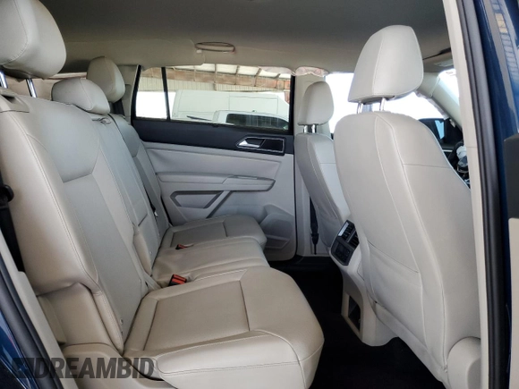 2018 Volkswagen Atlas SE with VIN 1V2DR2CA2JC579756, listed as a Copart auction lot 52103165 with 102,437 mi miles and Salvage title. Bid and sale history available at DreamBid. Image 11.
