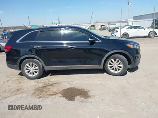 2018 Kia Sorento LX with VIN 5XYPG4A37JG431134, listed as a IAAI auction lot 41803871 with 139,818 mi miles. Bid and sale history available at carsss.com. Image 13.