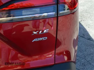 2025 Toyota Corolla Cross XLE с VIN 7MUDAABGXSV121641, выставлен на аукционе Copart как лот 61983615 с пробегом 8 831 миль миль и Списание • Salvage title. История ставок и продаж доступна на DreamBid. Изображение 8.