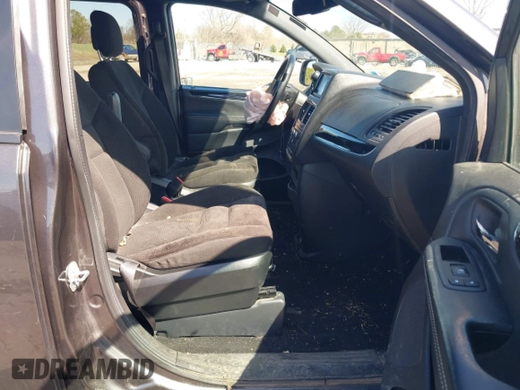 2018 Dodge Grand Caravan SE Plus with VIN 2C4RDGBG9JR215348, listed as a IAAI auction lot 41968111 with 108,479 mi miles and . Bid and sale history available at DreamBid. Image 5.