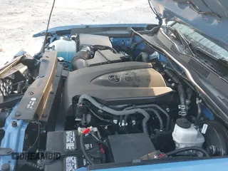 2019 Toyota Tacoma SR5 с VIN 3TMAZ5CN5KM108077, выставлен на аукционе IAAI как лот 43123344 с пробегом 64 420 миль миль и . История ставок и продаж доступна на DreamBid. Изображение 18.