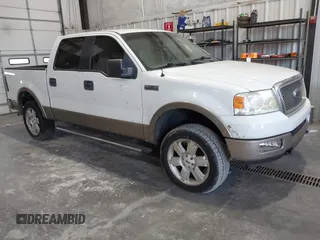 2005 Ford F-150 XLT с VIN 1FTPW145X5FB40697, выставлен на аукционе IAAI как лот 42861759 с пробегом 199 259 миль миль и . История ставок и продаж доступна на DreamBid. Изображение 1.