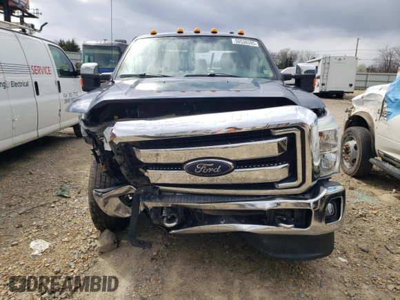 2016 Ford F-350 Platinum with VIN 1FT8W3BT1GEA56262, listed as a Copart auction lot 50536595 with 137,257 mi miles and Salvage Title. Bid and sale history available at DreamBid. Image 5.