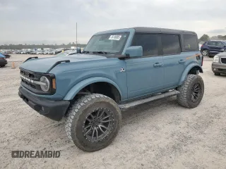 2022 Ford Bronco with VIN 1FMDE5BH1NLB59971, listed as a Copart auction lot 55136985 with 40,398 mi miles and Salvage Title. Bid and sale history available at carsss.com. Image 1.
