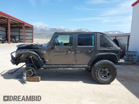 2014 Jeep Wrangler Unlimited Rubicon с VIN 1C4BJWFG2EL279938, выставлен на аукционе IAAI как лот 41920729 с пробегом 76 418 миль миль и . История ставок и продаж доступна на DreamBid. Изображение 15.