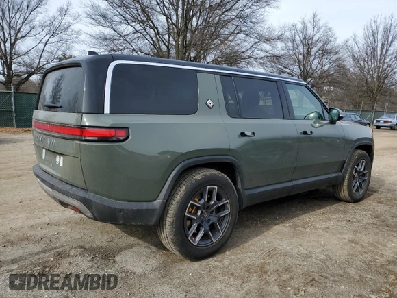 2022 Rivian R1S Launch Edition z VIN 7PDSGABL4NN000393, wystawiony jako Copart lot #44218005 z przebiegiem 26 598 mil mil oraz Szkoda całkowita • Salvage title. Historia ofert i sprzedaży dostępna na DreamBid. Obrazek 3.