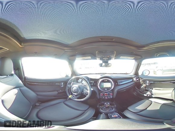 2020 MINI Hardtop Cooper S z VIN WMWXR5C04L2M16068, wystawiony jako Copart lot #53107645 z przebiegiem 43 810 mil mil oraz Szkody całkowita. Historia ofert i sprzedaży dostępna na DreamBid. Obrazek 13.