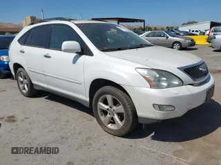 2008 Lexus RX 350 z VIN 2T2GK31U38C041571, wystawiony jako IAAI lot #42406434 z przebiegiem 239 298 mil mil oraz . Historia ofert i sprzedaży dostępna na DreamBid. Obrazek 1.