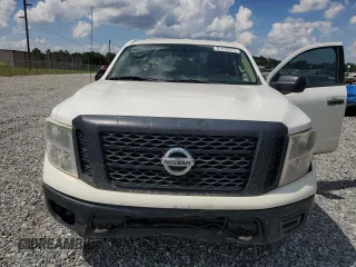 2017 Nissan Titan S z VIN 1N6AA1R80HN566736, wystawiony jako Copart lot #61532315 z przebiegiem 174 383 mil mil oraz Czysty tytuł • Clean title. Historia ofert i sprzedaży dostępna na DreamBid. Obrazek 11.