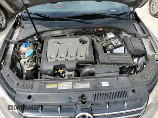 2014 Volkswagen Passat SEL Premium z VIN 1VWCN7A35EC073576, wystawiony jako Copart lot #52810825 z przebiegiem 113 067 mil mil oraz Szkoda całkowita • Salvage title. Historia ofert i sprzedaży dostępna na DreamBid. Obrazek 12.