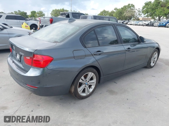 2015 BMW 3 Series 328i с VIN WBA3A5G55FNS85005, выставлен на аукционе IAAI как лот 41980680 с пробегом 136 517 миль миль и . История ставок и продаж доступна на DreamBid. Изображение 4.