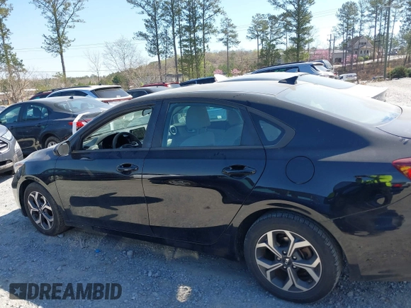 2019 Kia Forte LXS with VIN 3KPF24AD6KE067063, listed as a IAAI auction lot 41877273 with 68,442 mi miles. Bid and sale history available at carsss.com. Image 13.