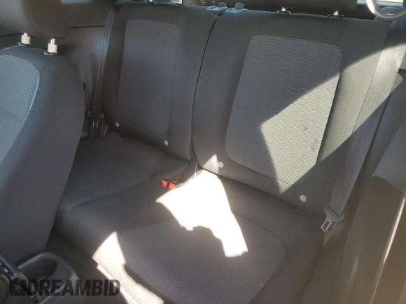 2013 Volkswagen Beetle Entry с VIN 3VWFP7AT9DM653613, выставлен на аукционе Copart как лот 48591595 с пробегом 121 307 миль миль и Списание • Salvage title. История ставок и продаж доступна на DreamBid. Изображение 10.