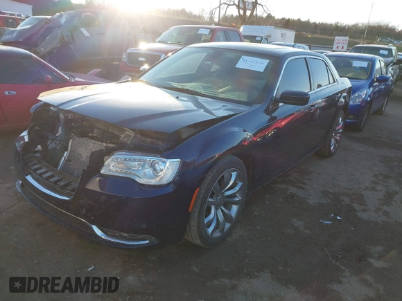2017 Chrysler 300 Limited with VIN 2C3CCAAG0HH603628, listed as a IAAI auction lot 41333198 with 85,912 mi miles. Bid and sale history available at carsss.com. Image 2.
