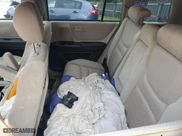 2003 Toyota Highlander with VIN JTEHF21AX30131473, listed as a Copart auction lot 67308264 with 0 mi miles and Salvage Title. Bid and sale history available at carsss.com. Image 10.