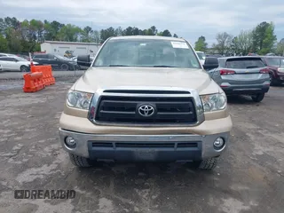 2010 Toyota Tundra 4WD Truck with VIN 5TFUM5F11AX009656, listed as a IAAI auction lot 41966776 with 156,219 mi miles. Bid and sale history available at carsss.com. Image 12.