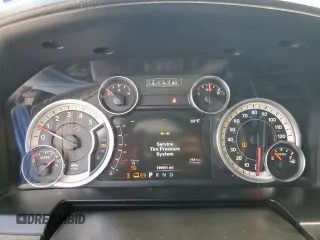 2014 Ram 2500 Laramie z VIN 3C6UR5FL4EG183158, wystawiony jako Copart lot #61846925 z przebiegiem 199 961 mil mil oraz Szkoda całkowita • Salvage title. Historia ofert i sprzedaży dostępna na DreamBid. Obrazek 9.